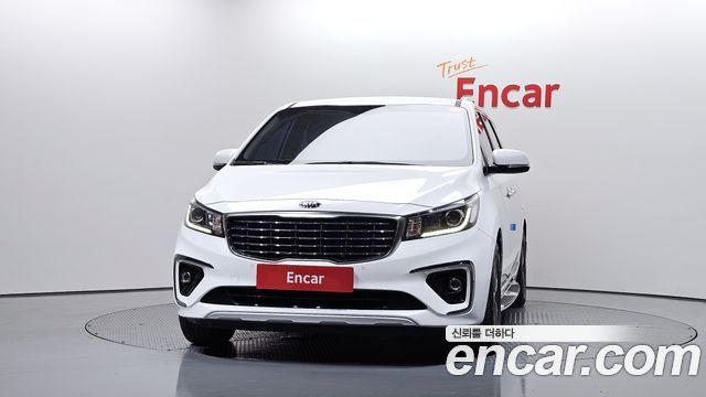 Kia Canival 2019 — photo 3