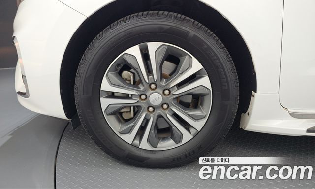 Kia Canival 2019 — photo 5