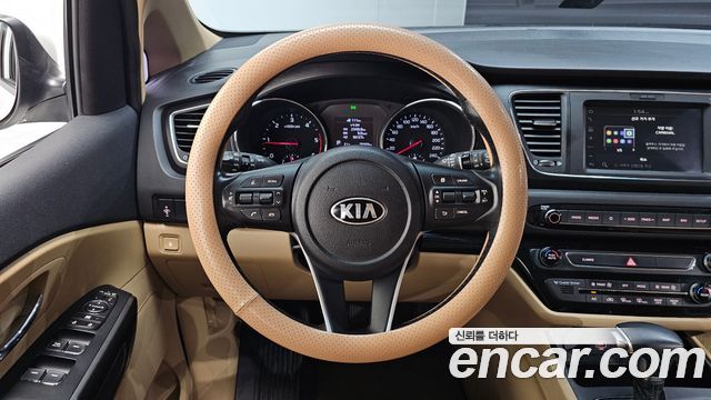 Kia Canival 2019 — photo 19