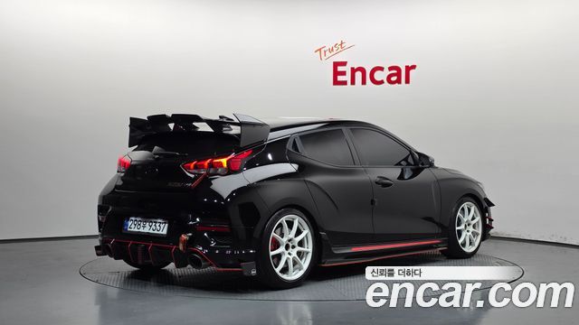 Hyundai Veloster 2021 — photo 2