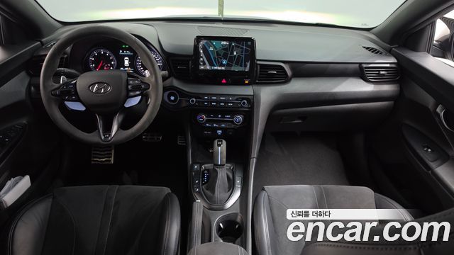 Hyundai Veloster 2021 — photo 10