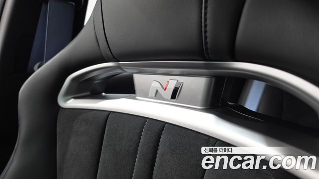Hyundai Veloster 2021 — photo 34