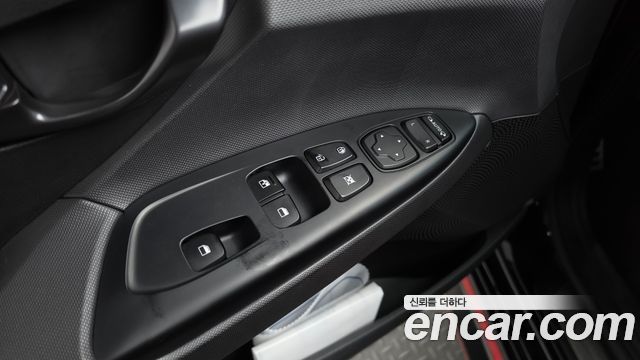 Hyundai Veloster 2021 — photo 35