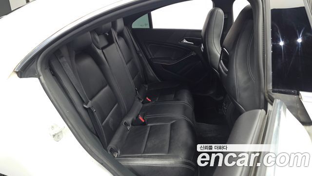 Mercedes-Benz CLA-Class 2016 — photo 11