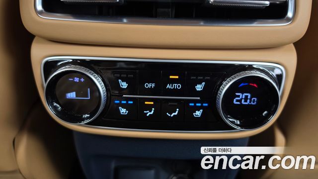 Genesis GV80 2021 — photo 25