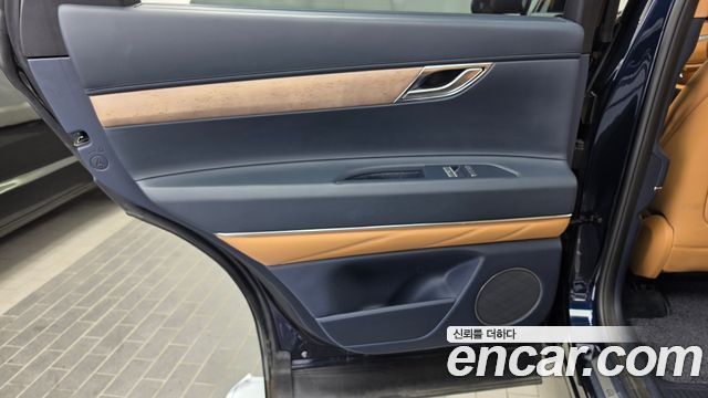 Genesis GV80 2021 — photo 15