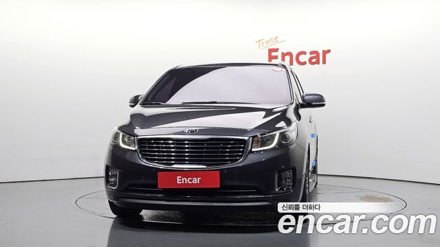 Kia Canival 2017 — photo 3