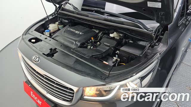 Kia Canival 2017 — photo 6