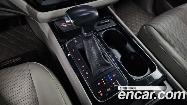 Kia Canival 2017 — photo 12