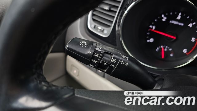 Kia Canival 2017 — photo 34