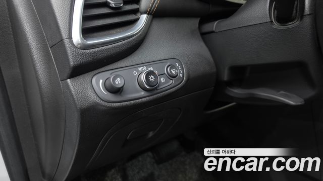 Chevrolet Korea Trax 2019 — photo 22