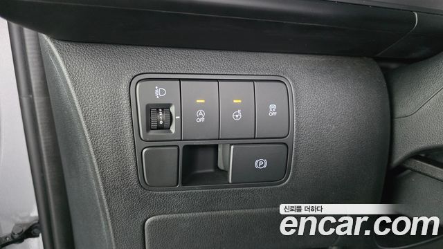 Hyundai Staria 2022 — photo 12
