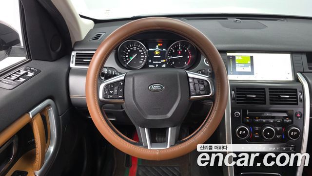 Land Rover Discovery Sport 2019 — photo 19