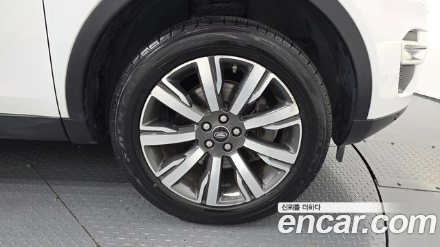 Land Rover Discovery Sport 2019 — photo 7