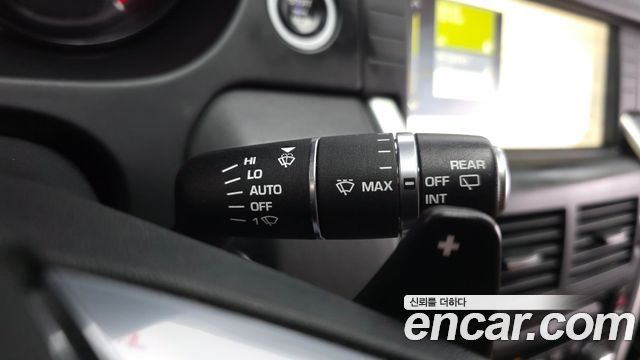 Land Rover Discovery Sport 2019 — photo 30