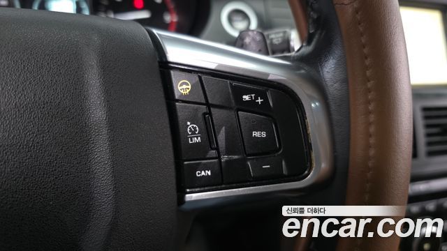 Land Rover Discovery Sport 2019 — photo 32