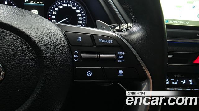 Hyundai Sonata 2022 — photo 11