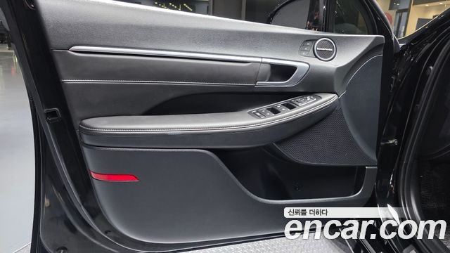 Hyundai Sonata 2022 — photo 20