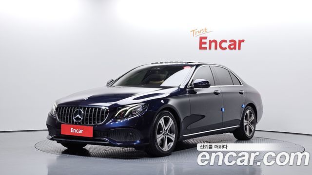 Mercedes-Benz E-Class 2019 — photo 1
