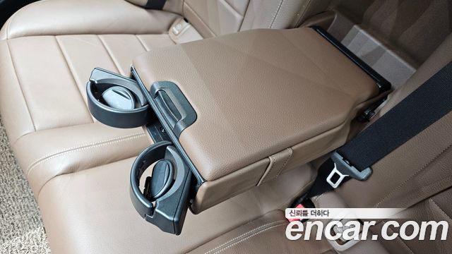 Mercedes-Benz E-Class 2019 — photo 29