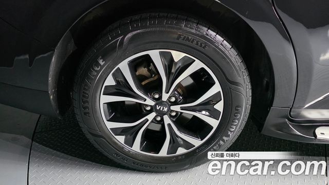 Kia Canival 2021 — photo 5