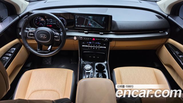 Kia Canival 2021 — photo 10