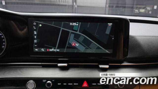 Kia Canival 2021 — photo 20