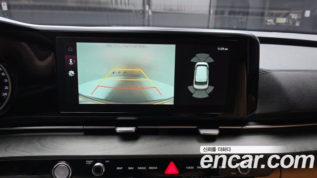 Kia Canival 2021 — photo 21
