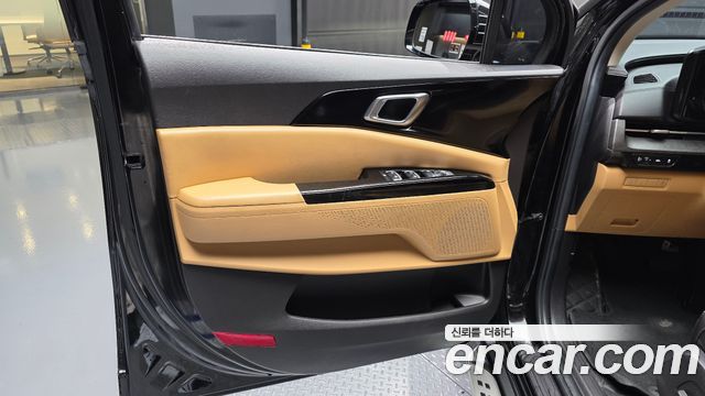 Kia Canival 2021 — photo 14