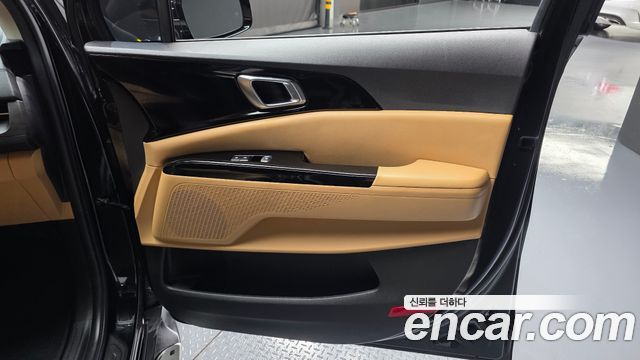 Kia Canival 2021 — photo 15