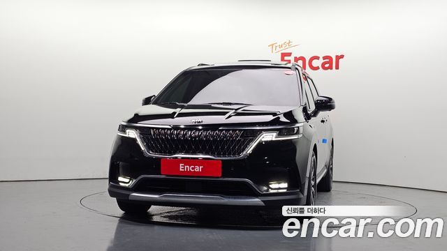 Kia Canival 2021 — photo 3