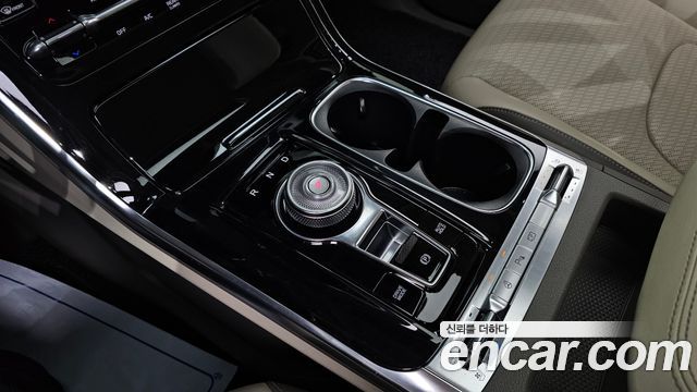 Kia Canival 2021 — photo 9