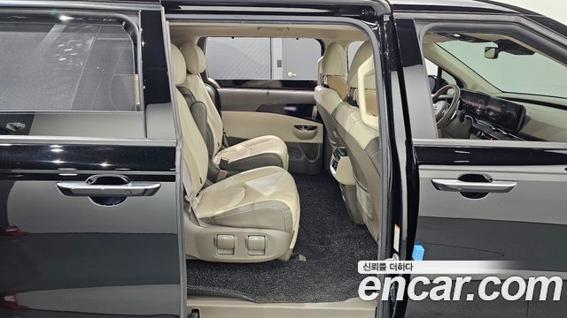 Kia Canival 2021 — photo 14