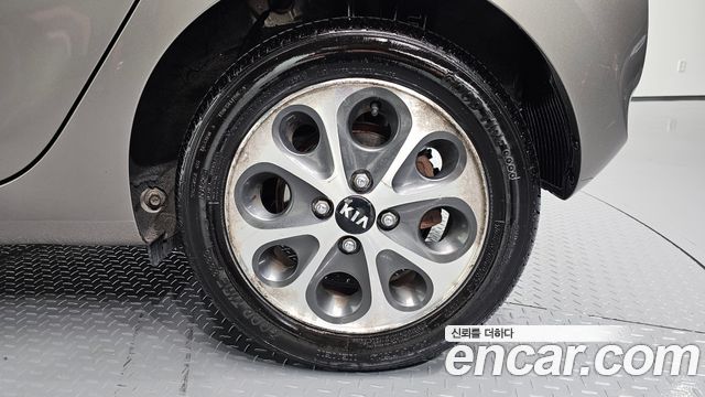 Kia morning 2012 — photo 7