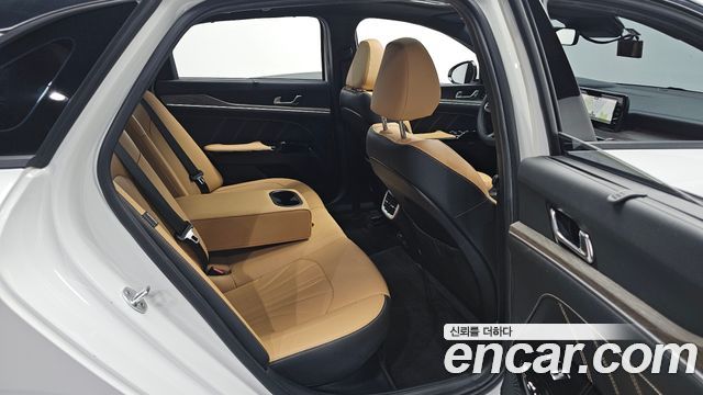Kia K5 2020 — photo 16