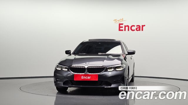 BMW 3-Series 2019 — photo 3