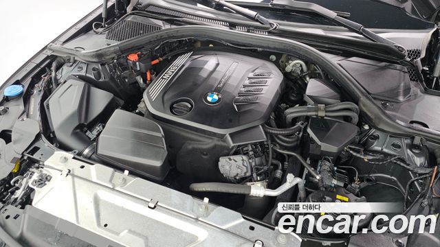 BMW 3-Series 2019 — photo 6
