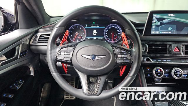 Genesis G70 2019 — photo 19