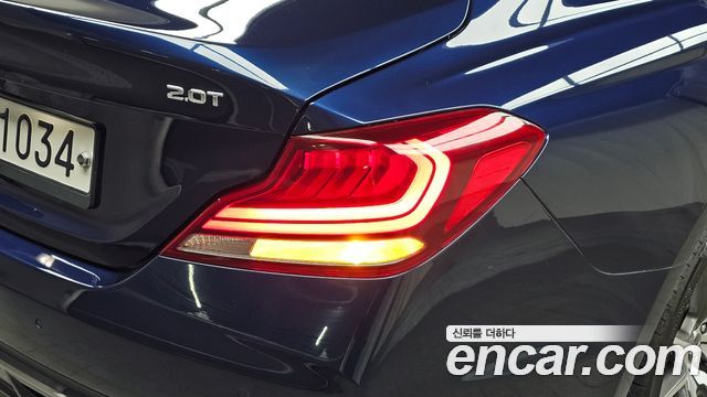 Genesis G70 2019 — photo 9