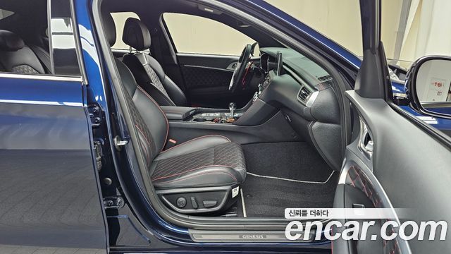 Genesis G70 2019 — photo 16