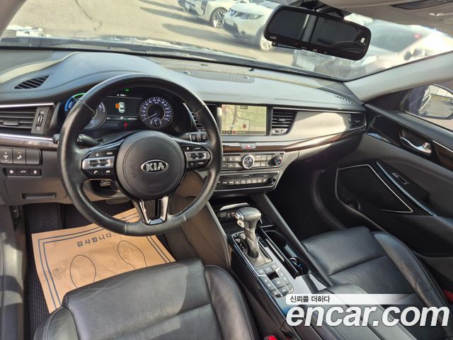 Kia K7 2018 — photo 8
