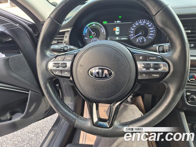 Kia K7 2018 — photo 14