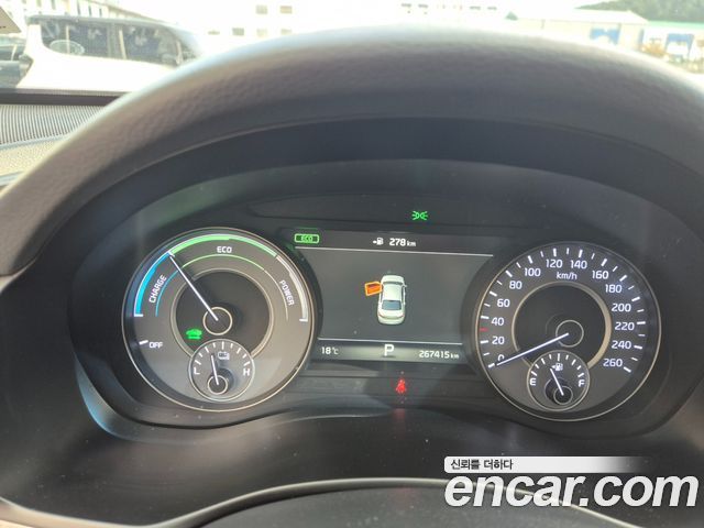 Kia K7 2018 — photo 15