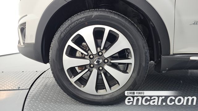 KG Mobility KORANDO 2015 — photo 5