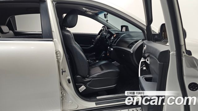 KG Mobility KORANDO 2015 — photo 11