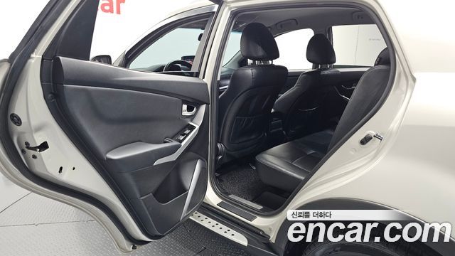 KG Mobility KORANDO 2015 — photo 12
