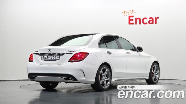Mercedes-Benz C-Class 2016 — photo 2