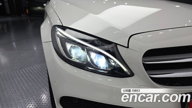 Mercedes-Benz C-Class 2016 — photo 8