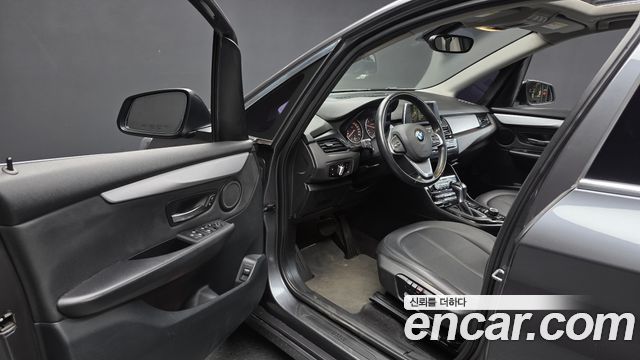 BMW 2-Series 2016 — photo 10