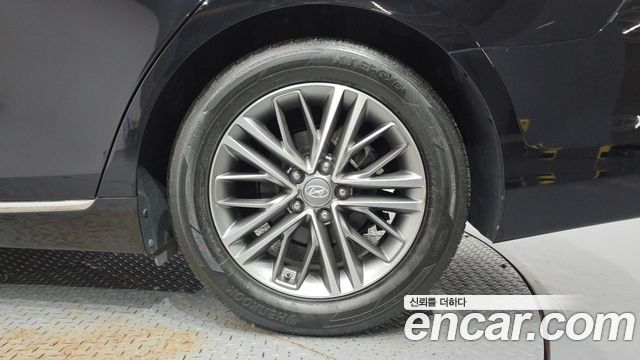 Hyundai Grandeur 2017 — photo 7